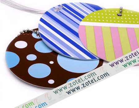 paper luggage tag